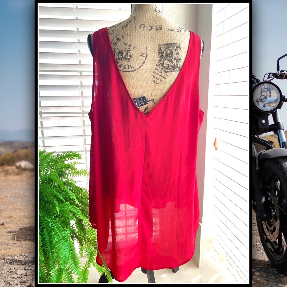 🛍️CLEARANCE🛍️ TORRID Red Swing Tank #T738268Z - Picture 4 of 6